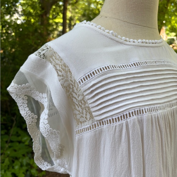 Daniel Rainn White Pleated Bib Collar Blouse - Picture 2 of 5
